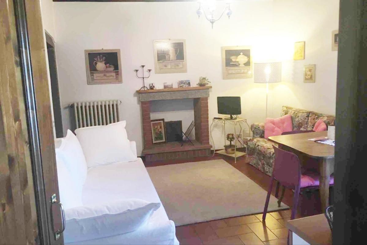 ROSSO DEL CHIANTI al CENTRO STORICO 2