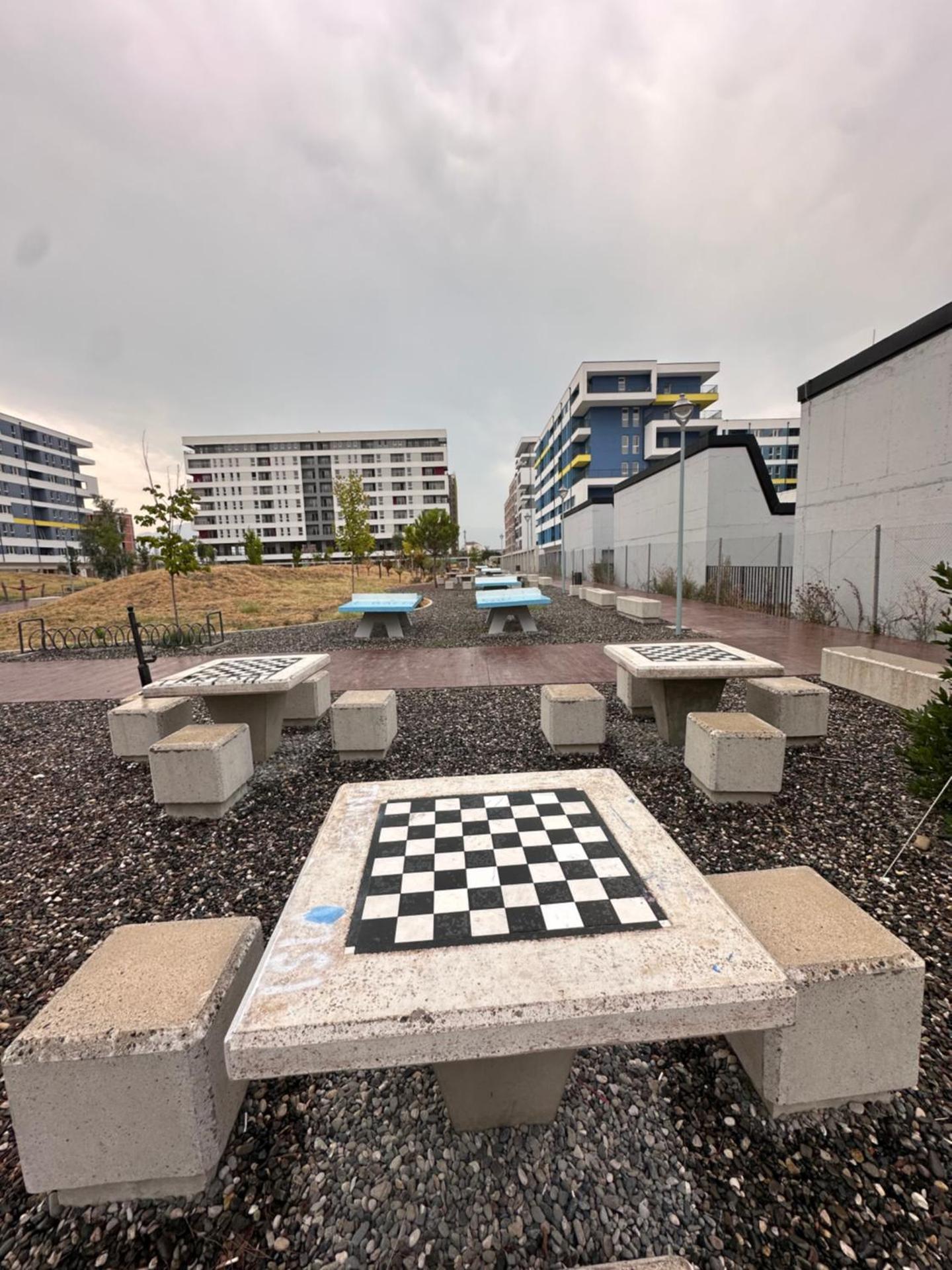 Bratti's Apartment 2 Near Tirana Center And Mother Teresa International Airport