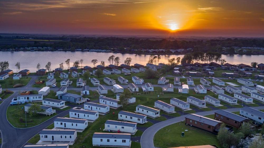 Affordable and Luxurious at Tattershall Lakes