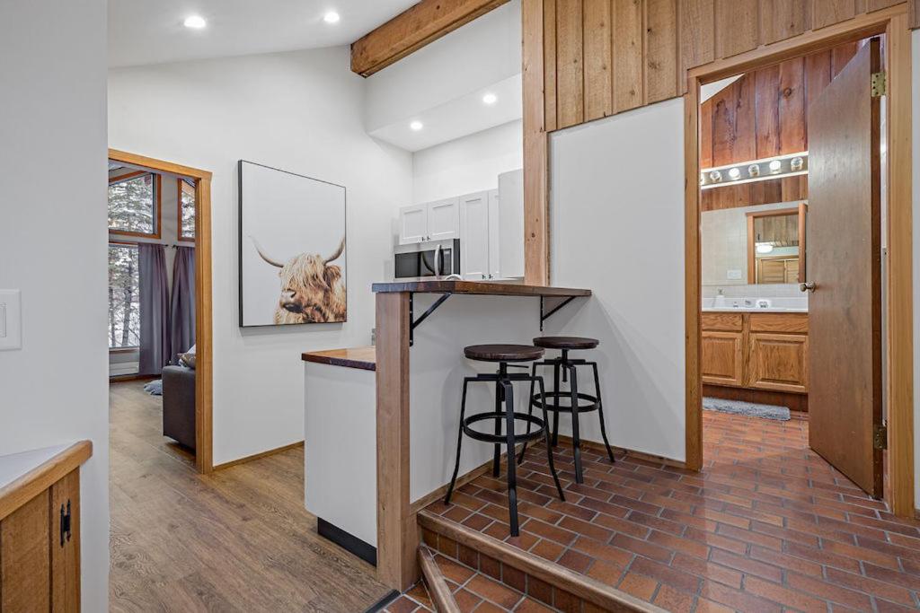 Canmore Cabin by Canadian Rockies Vacation Rentals