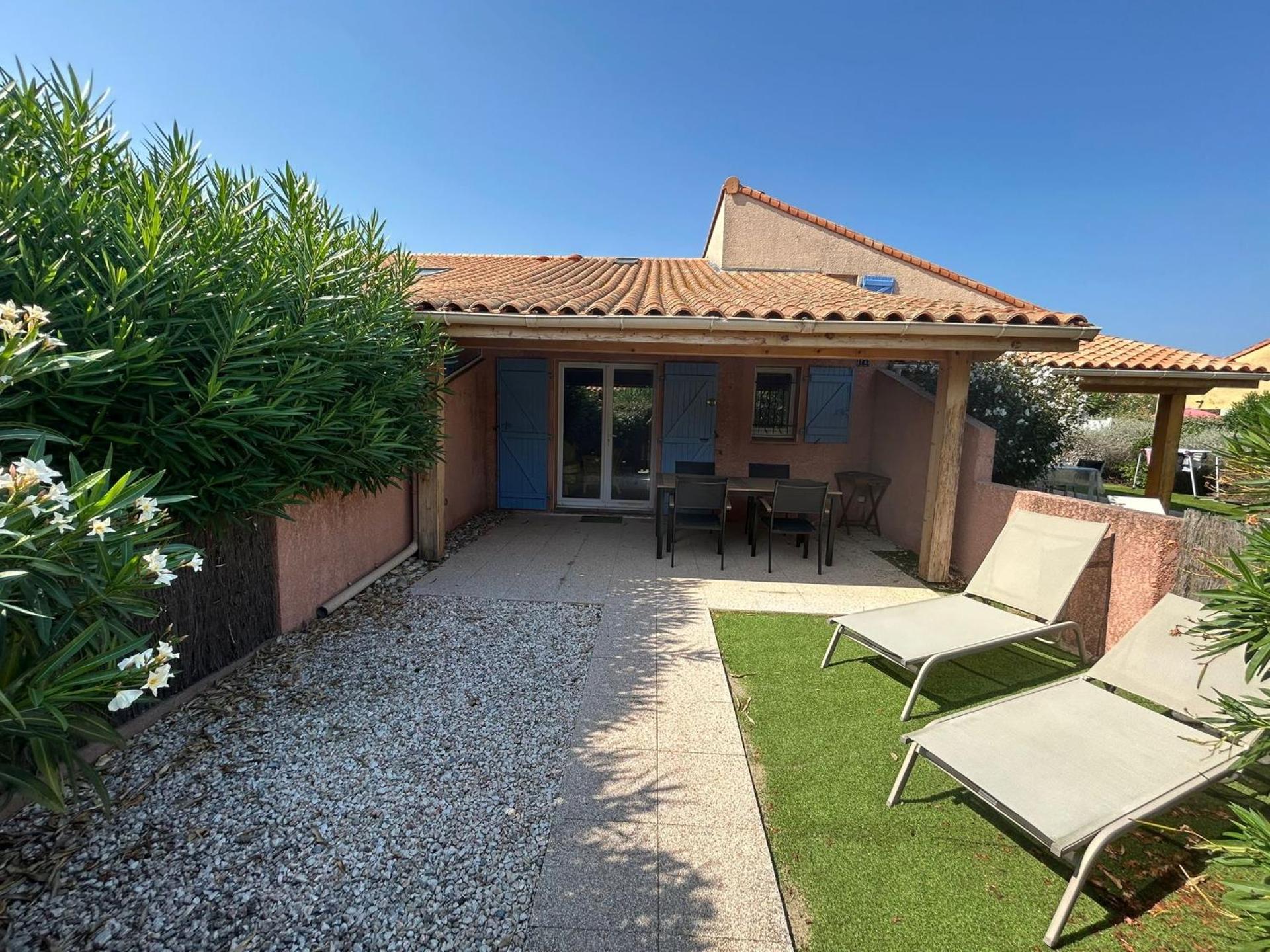 Villa T2 à 100m de la plage, piscine, tennis