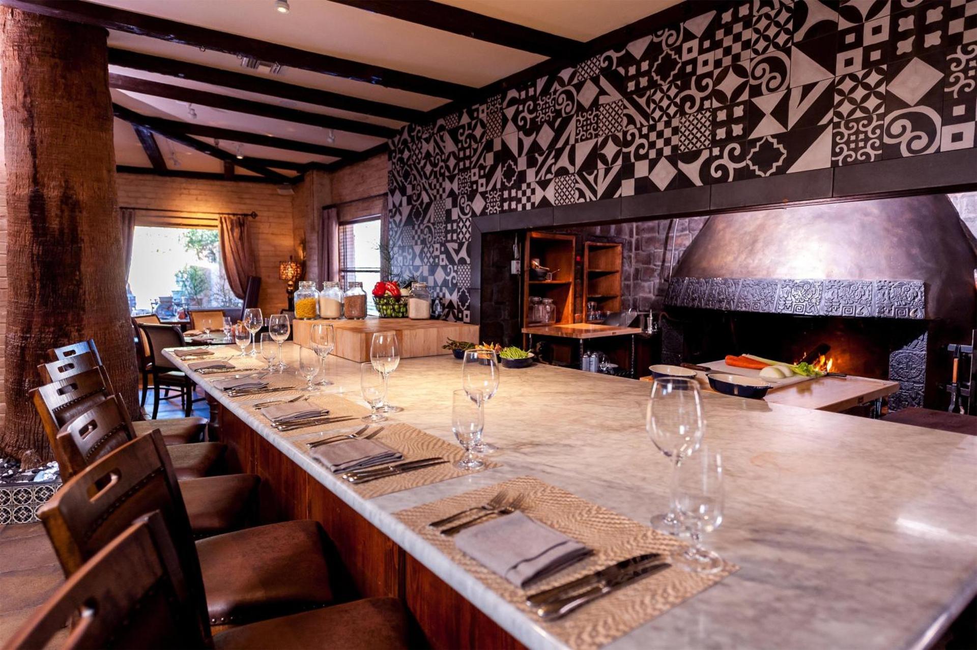 Restaurant/places to eat