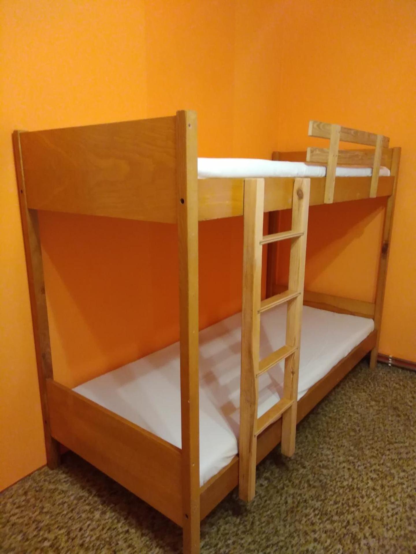 bunk bed