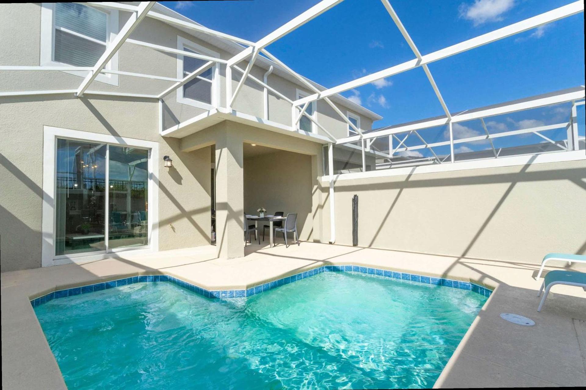 Gorgeous 4 Bd w/ Pool at Champions Gate Resort 1020