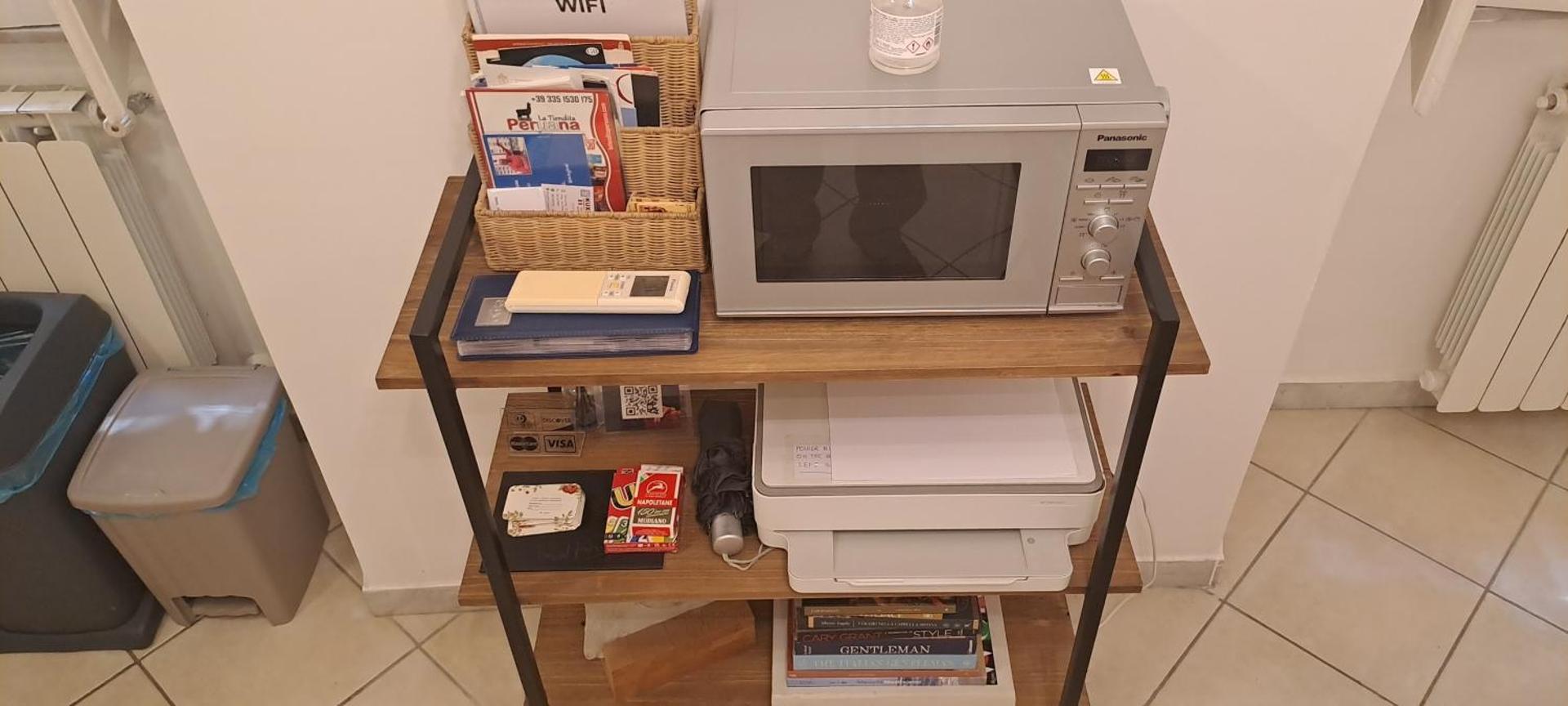 Communal lounge/ TV room