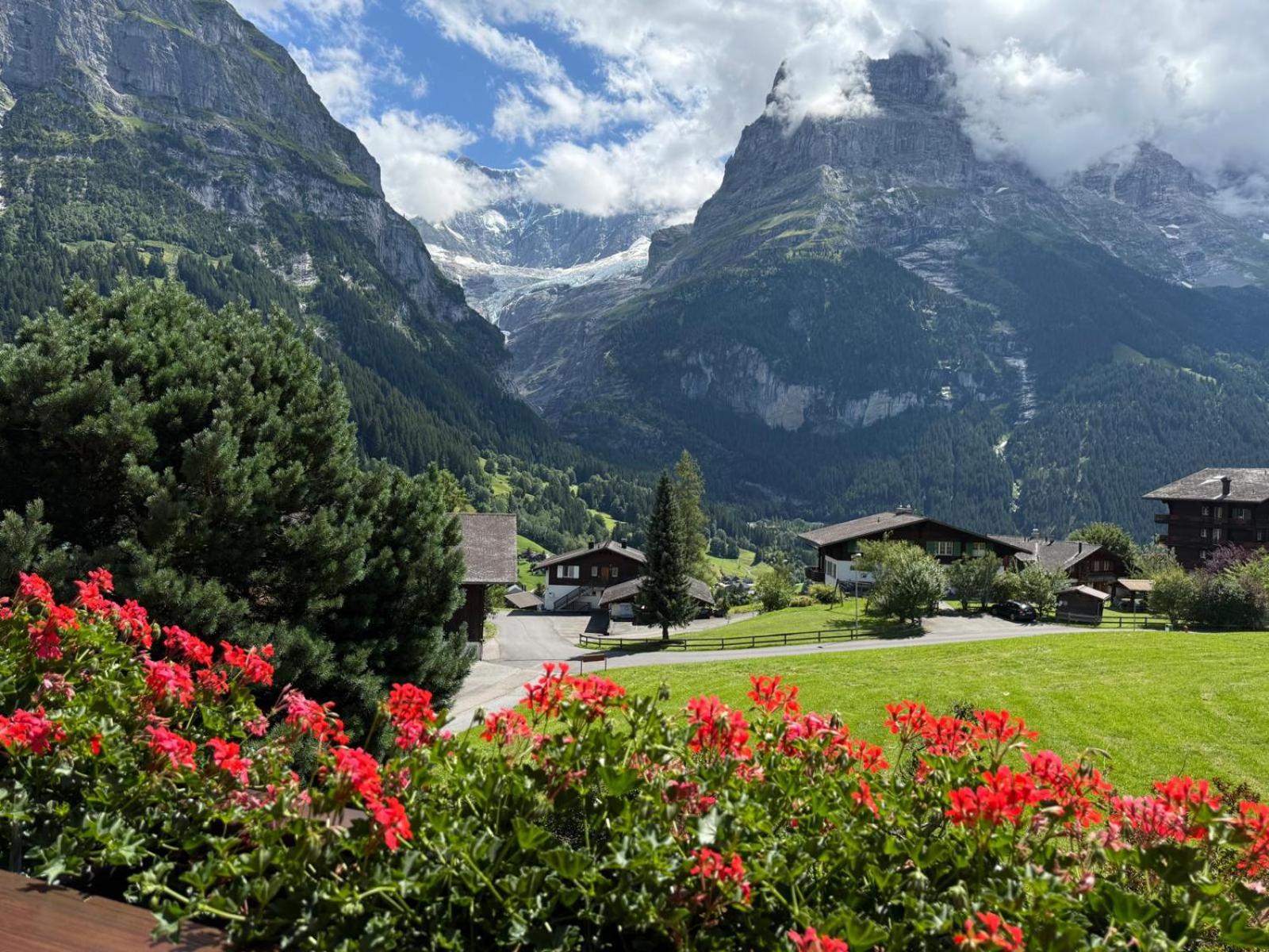 Orion - Luxuriöse Duplex Wohnung in Grindelwald