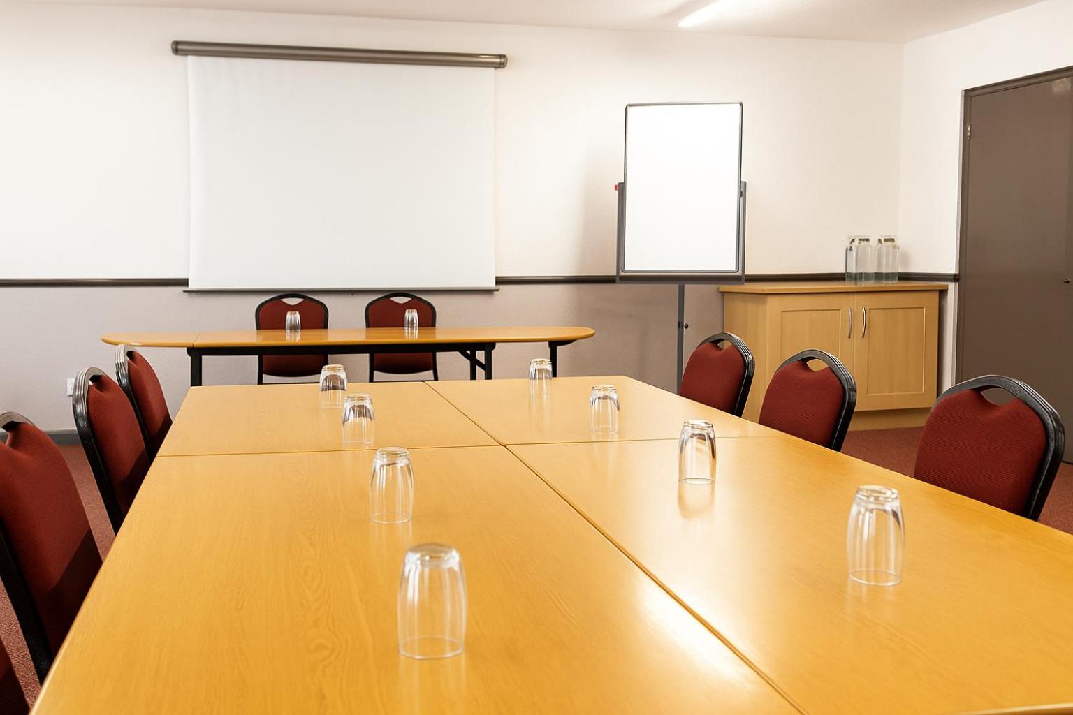 Meeting/conference room