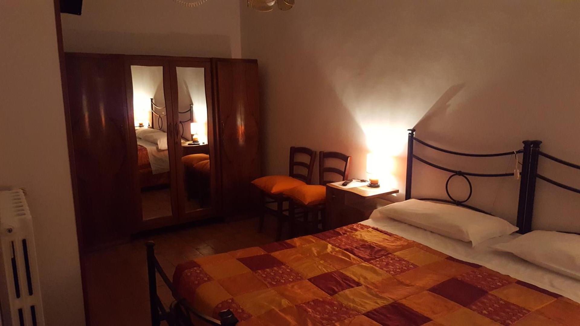 Double or Twin Room with Mountain View