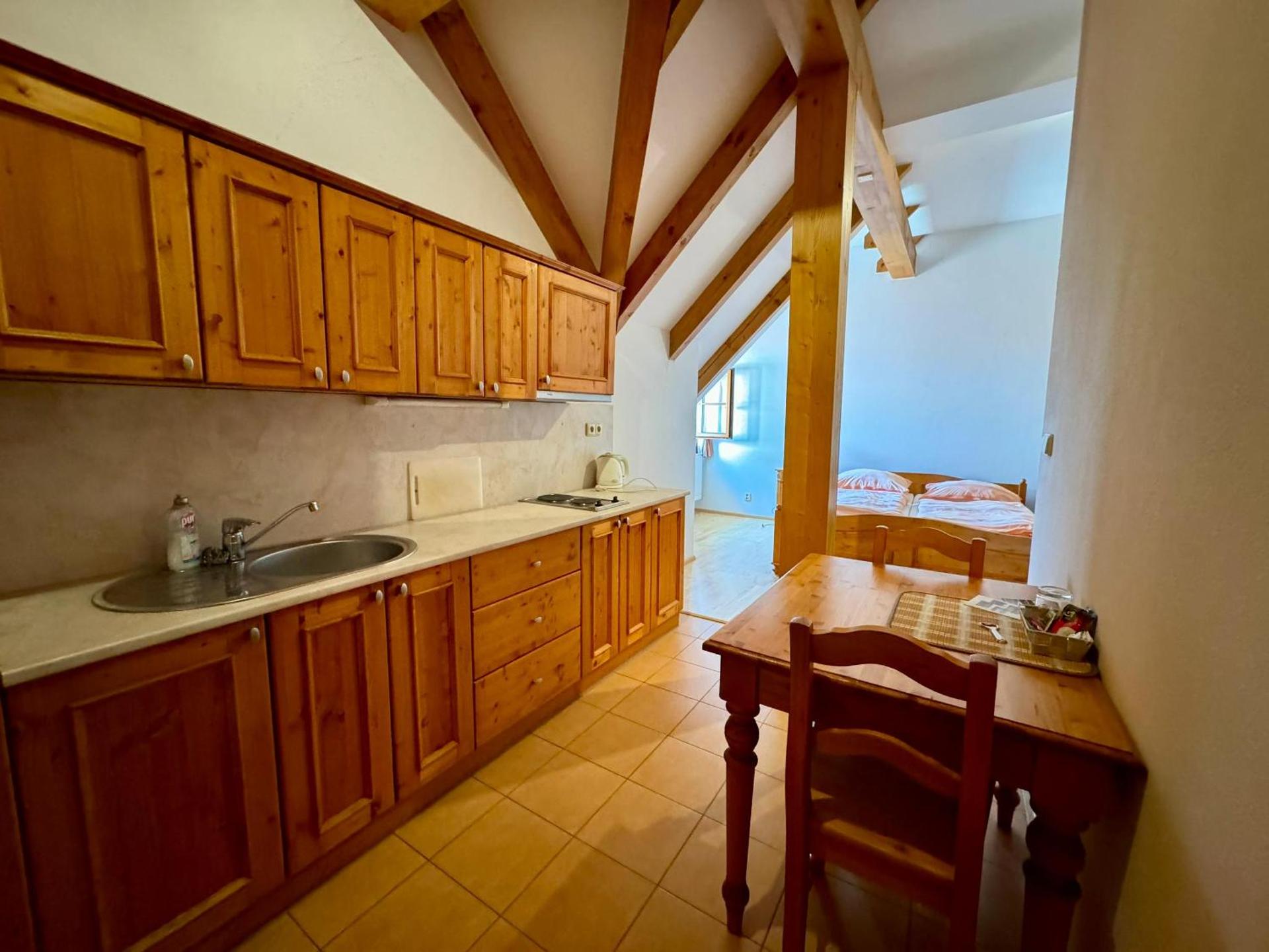 Deluxe Double Studio