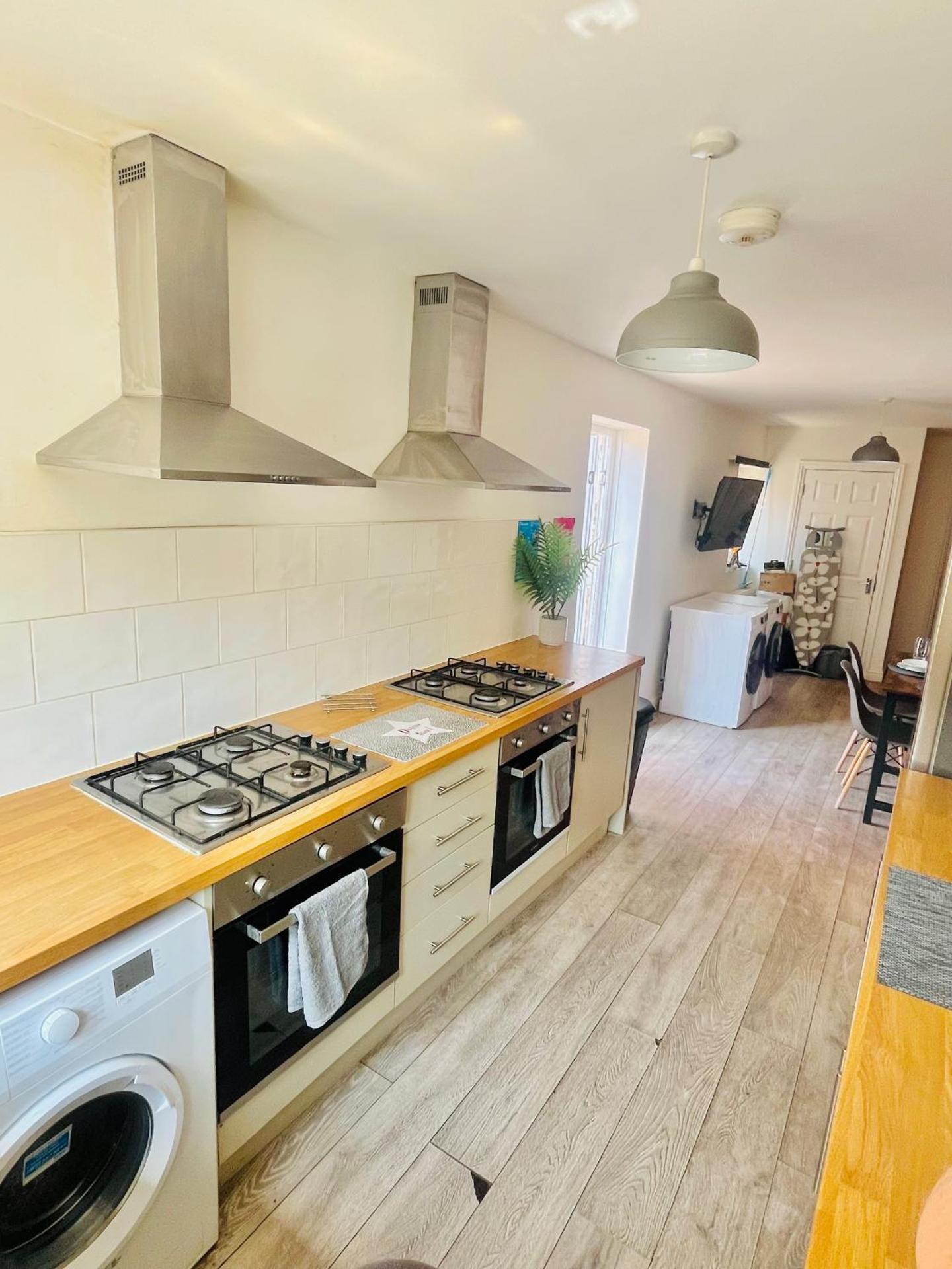 Cleveland Road Ensuites