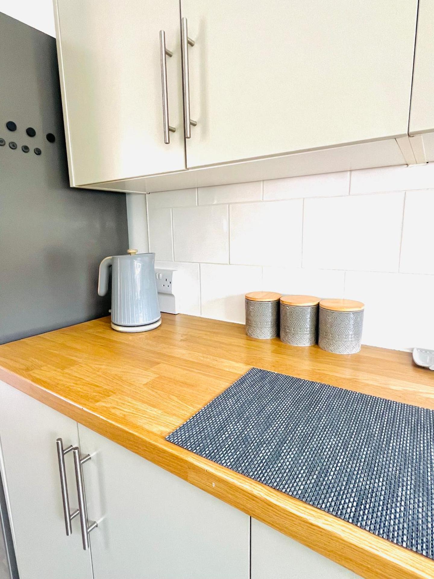 Cleveland Road Ensuites