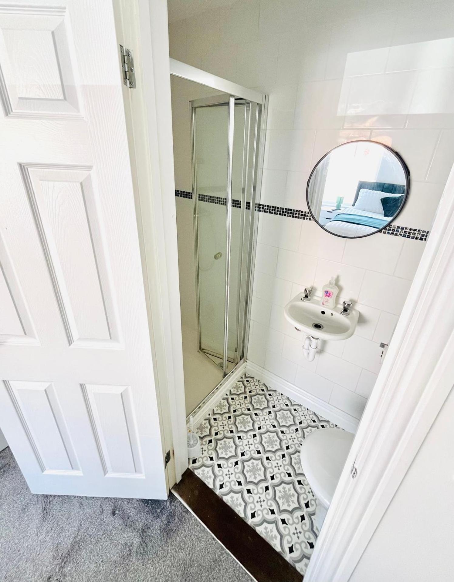 Cleveland Road Ensuites