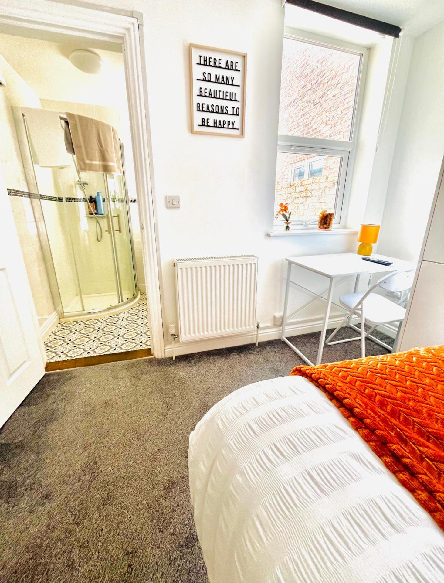 Cleveland Road Ensuites