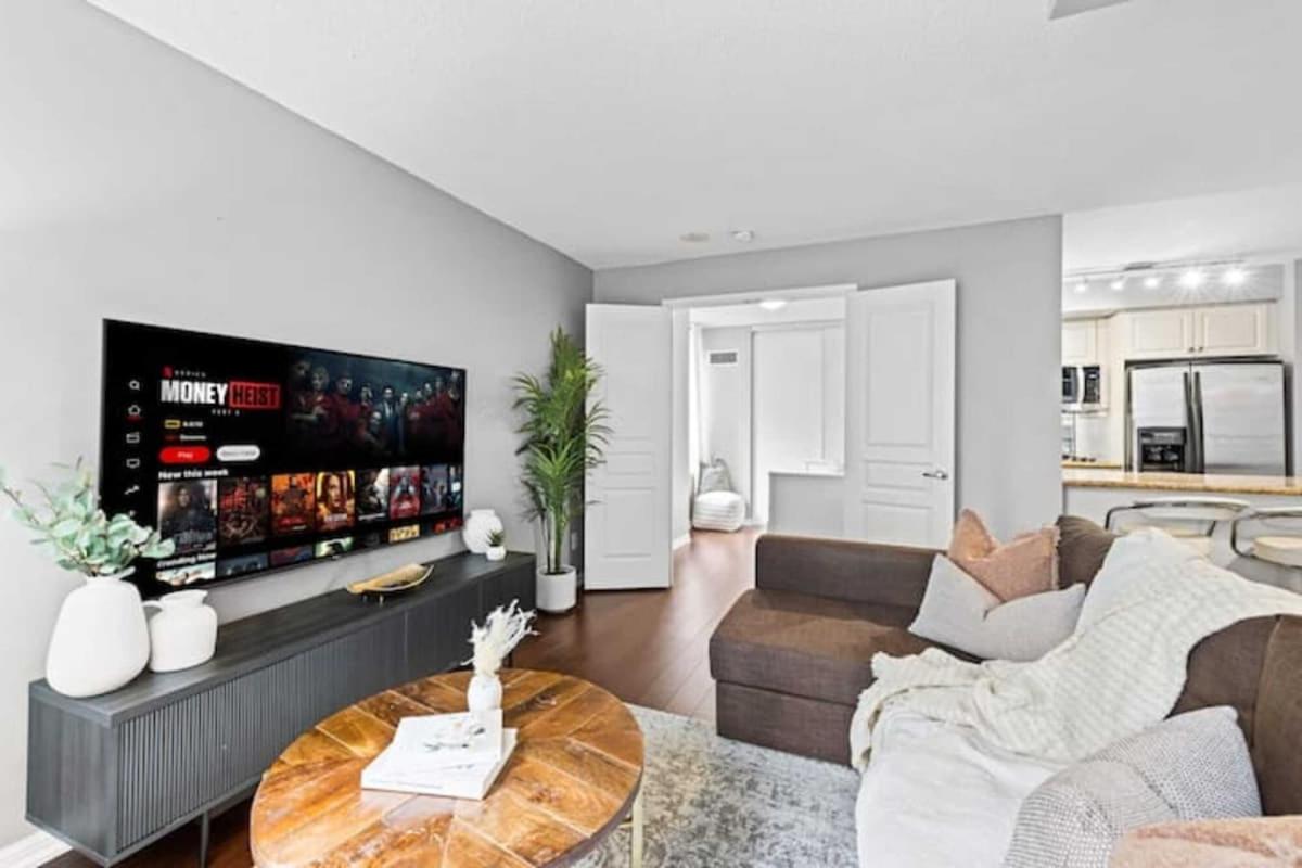Modern Oasis Stylish 2BR Condo Near Attractions