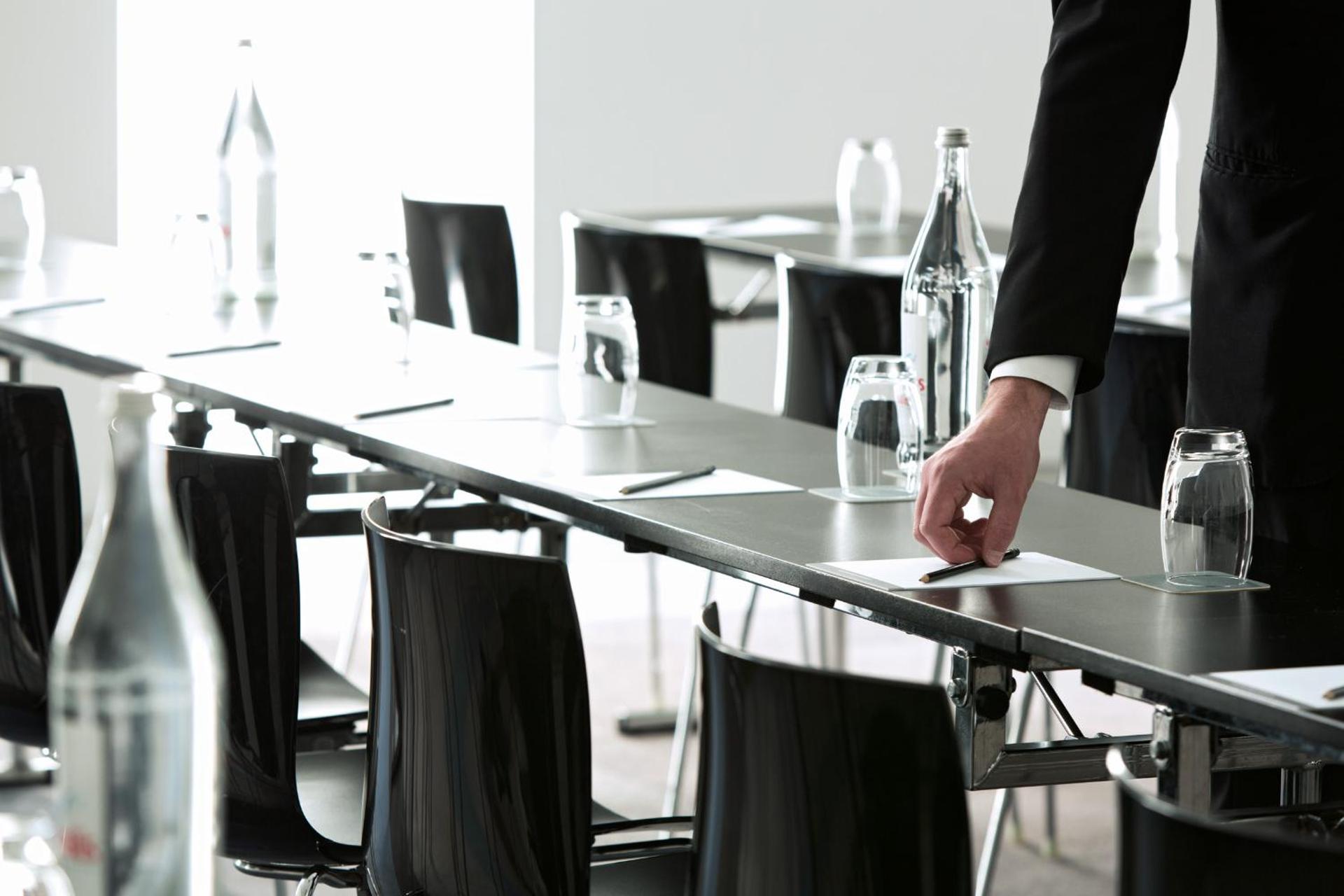 Meeting/conference room