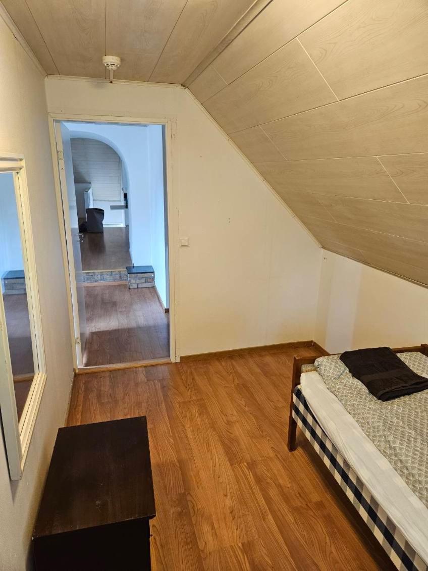 Toarp Inn free parking