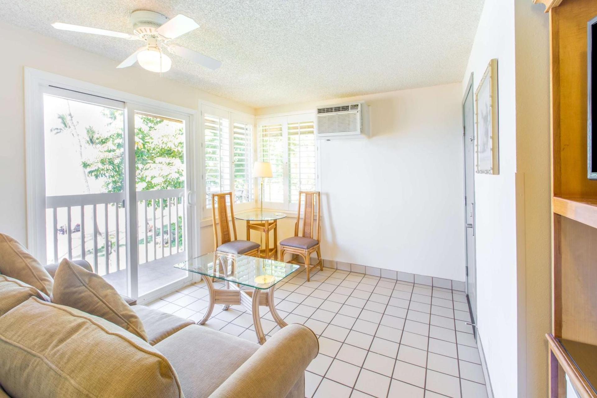 Photo of the whole room