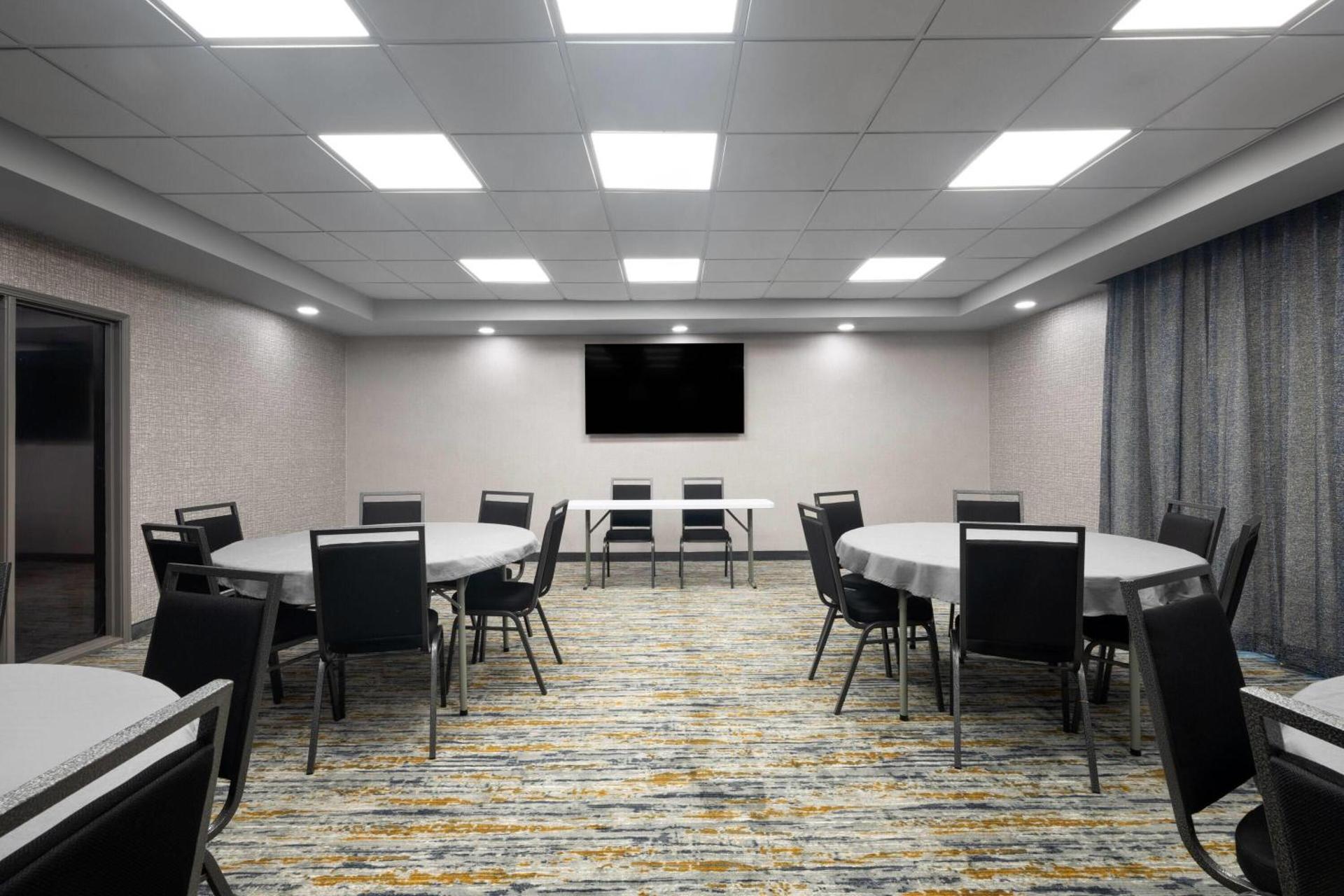 Meeting/conference room