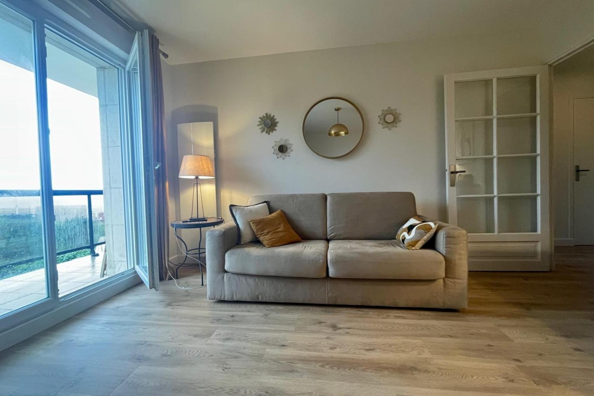 The ammonite sea view with large balcony