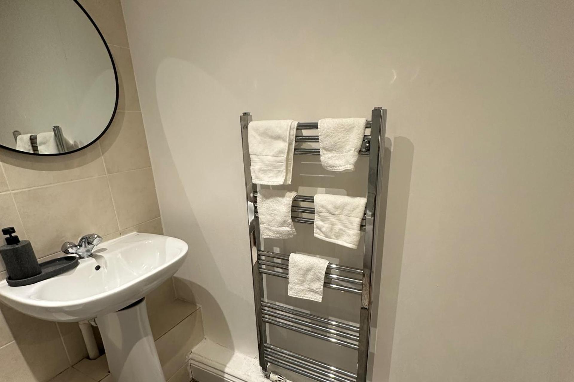 Cozy London Apartment with 2 Bedrooms&free parking