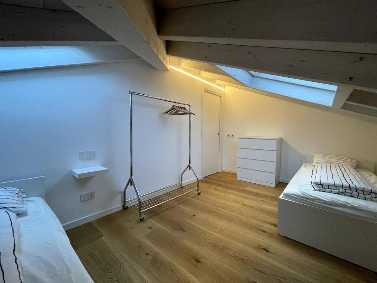 Attico vista Lago in Centro