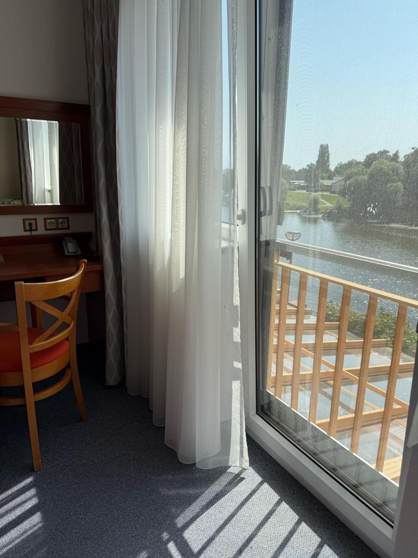 Deluxe Double Room with Shower