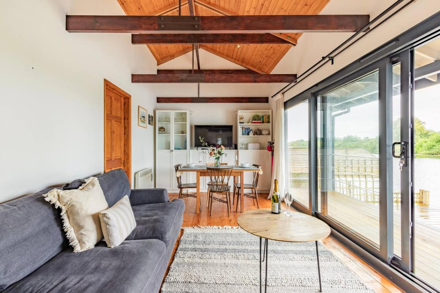 Innisfree House by Leap Escapes