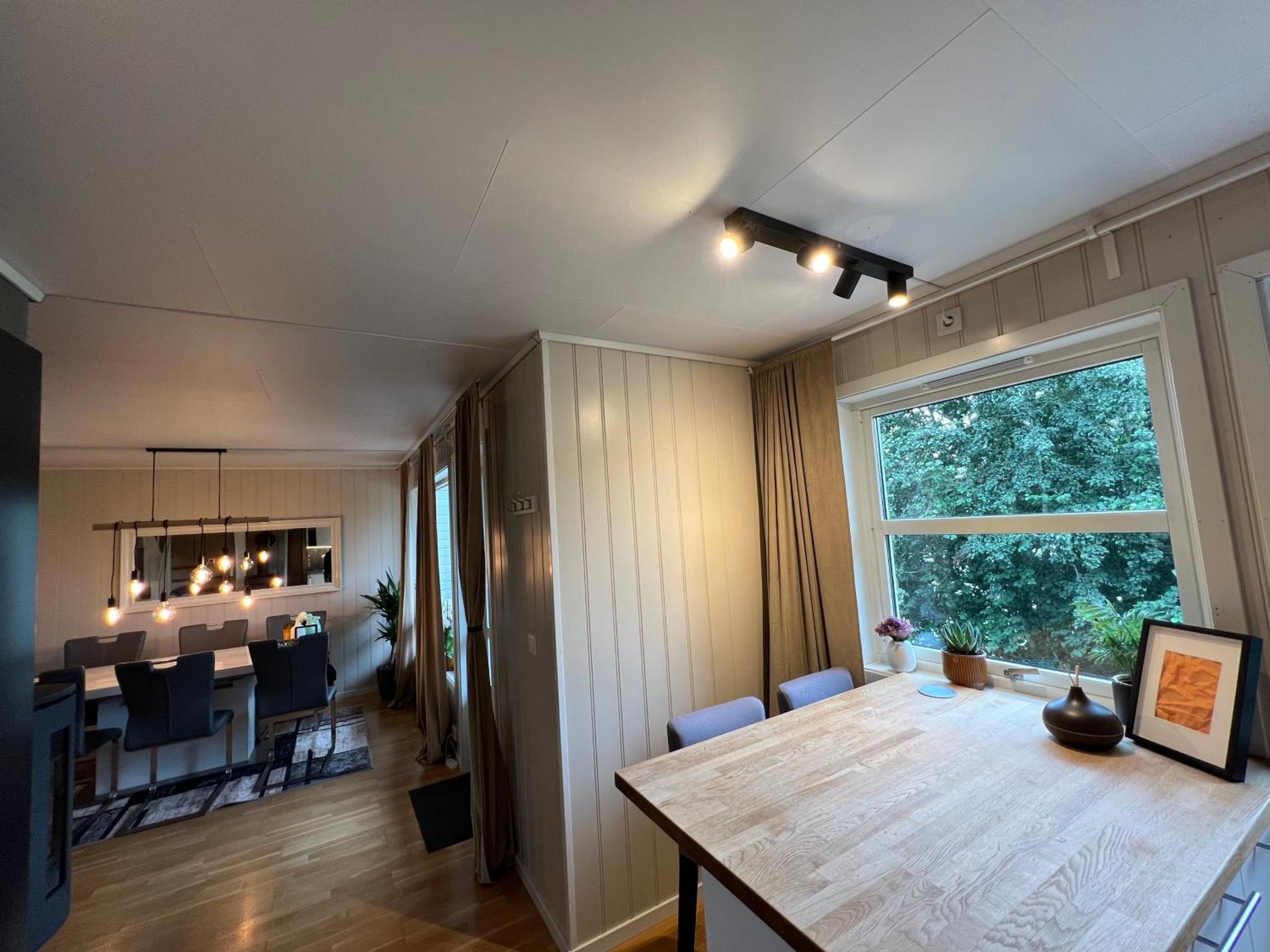 Røstad Apartment - with Kitchen and Free Parking
