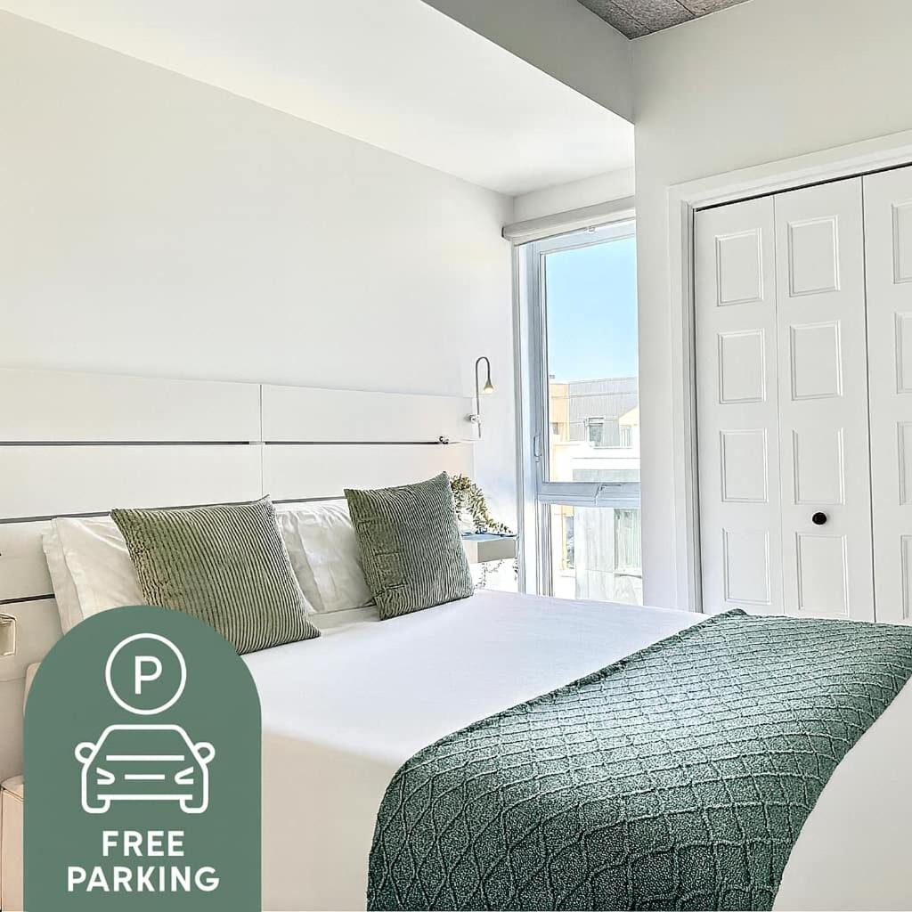 The 708 - For 4 - Free Parking - BBQ