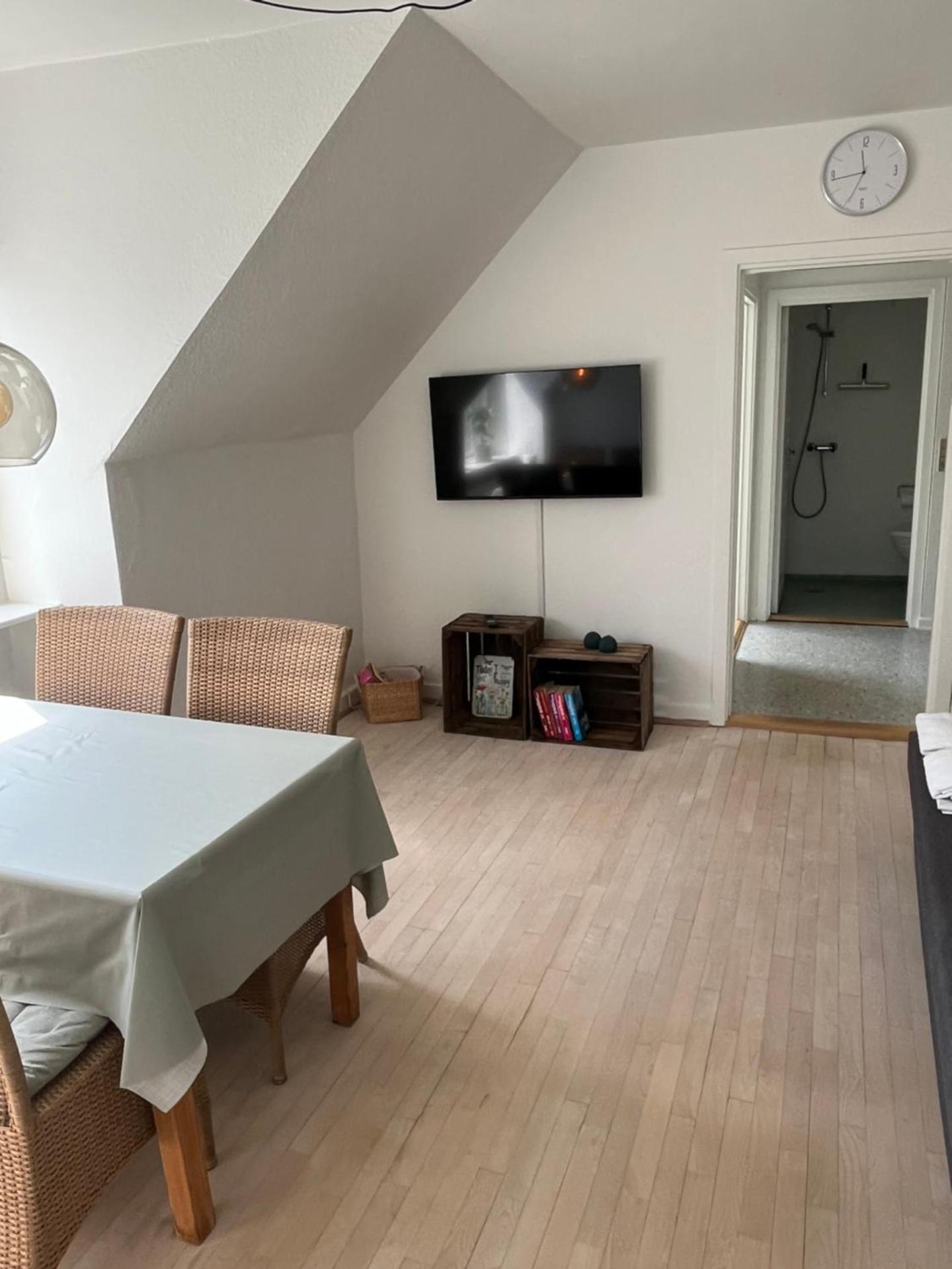 Casa Home of Bricks 9