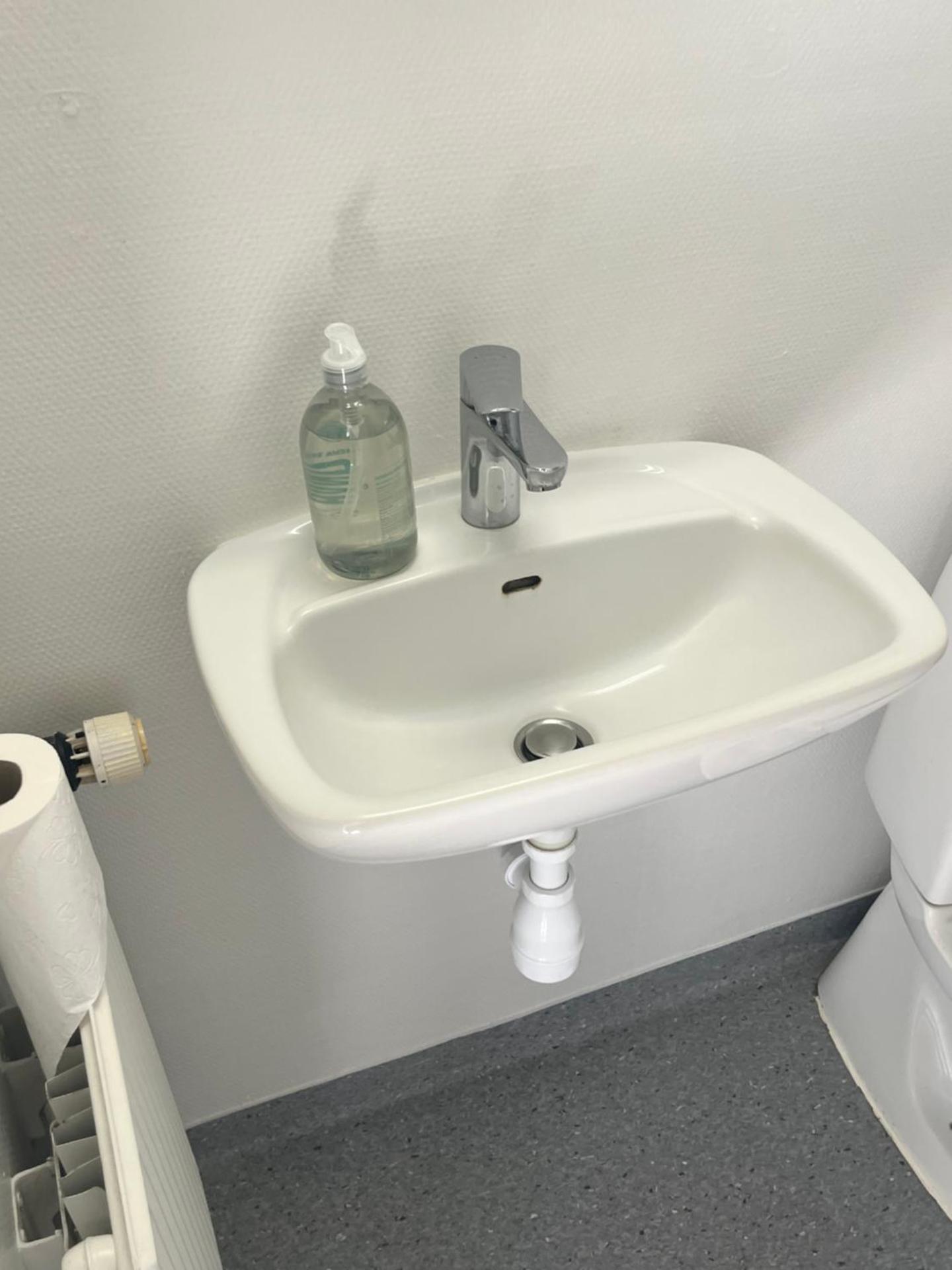 Casa Home of Bricks 8