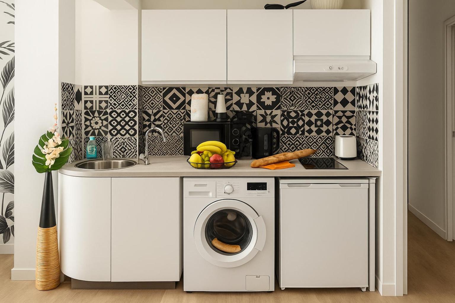 Kitchen or kitchenette