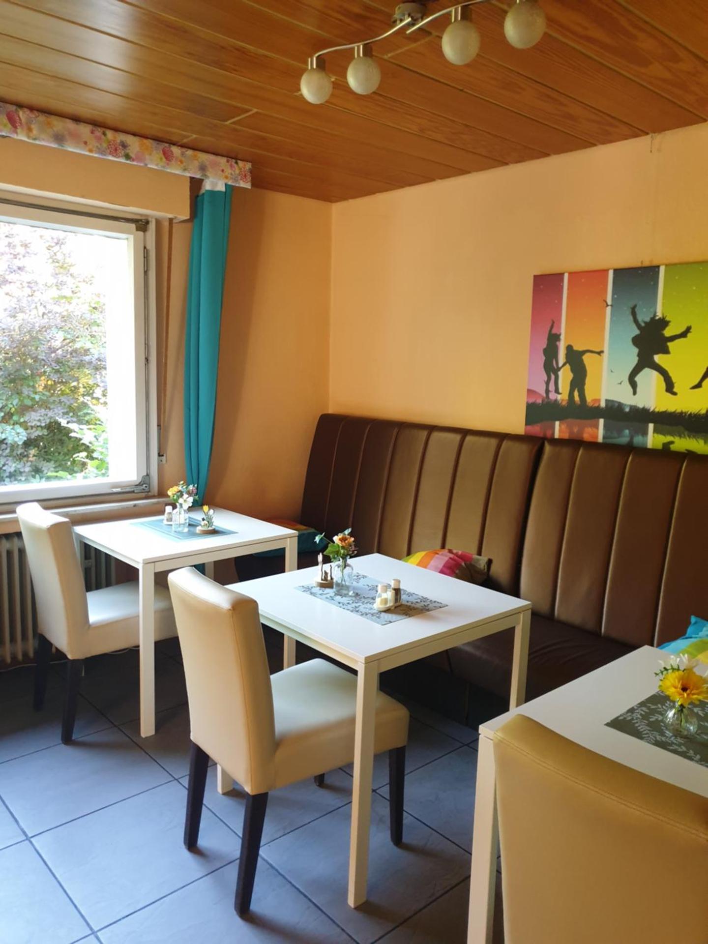 Communal lounge/ TV room