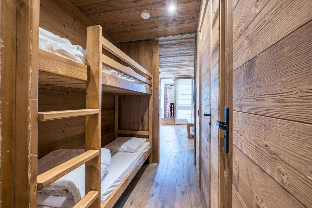 APT centre station vue sur les pistes de Val Thorens 6p