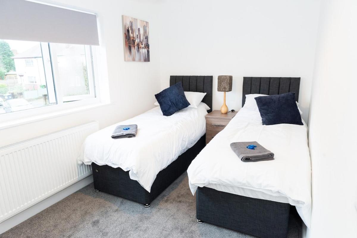 Argyle House Stunning 2 Bed Town Centre Home from Home with Private Parking