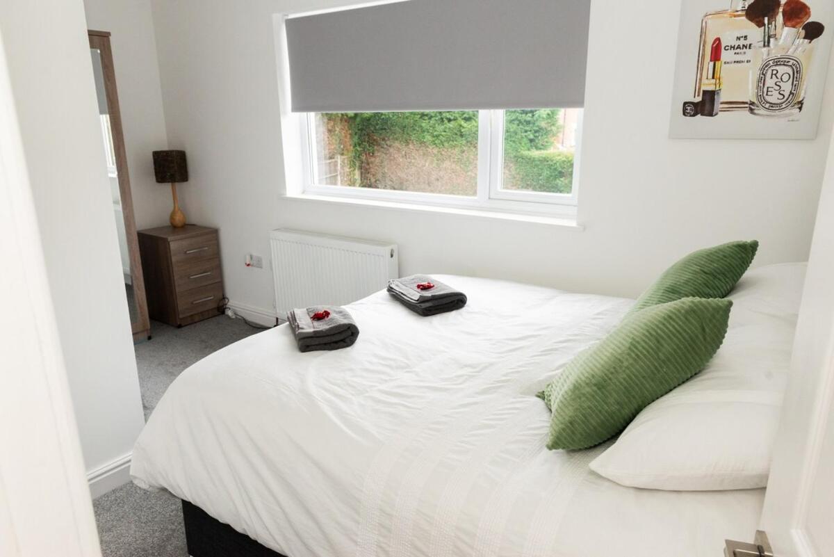 Argyle House Stunning 2 Bed Town Centre Home from Home with Private Parking