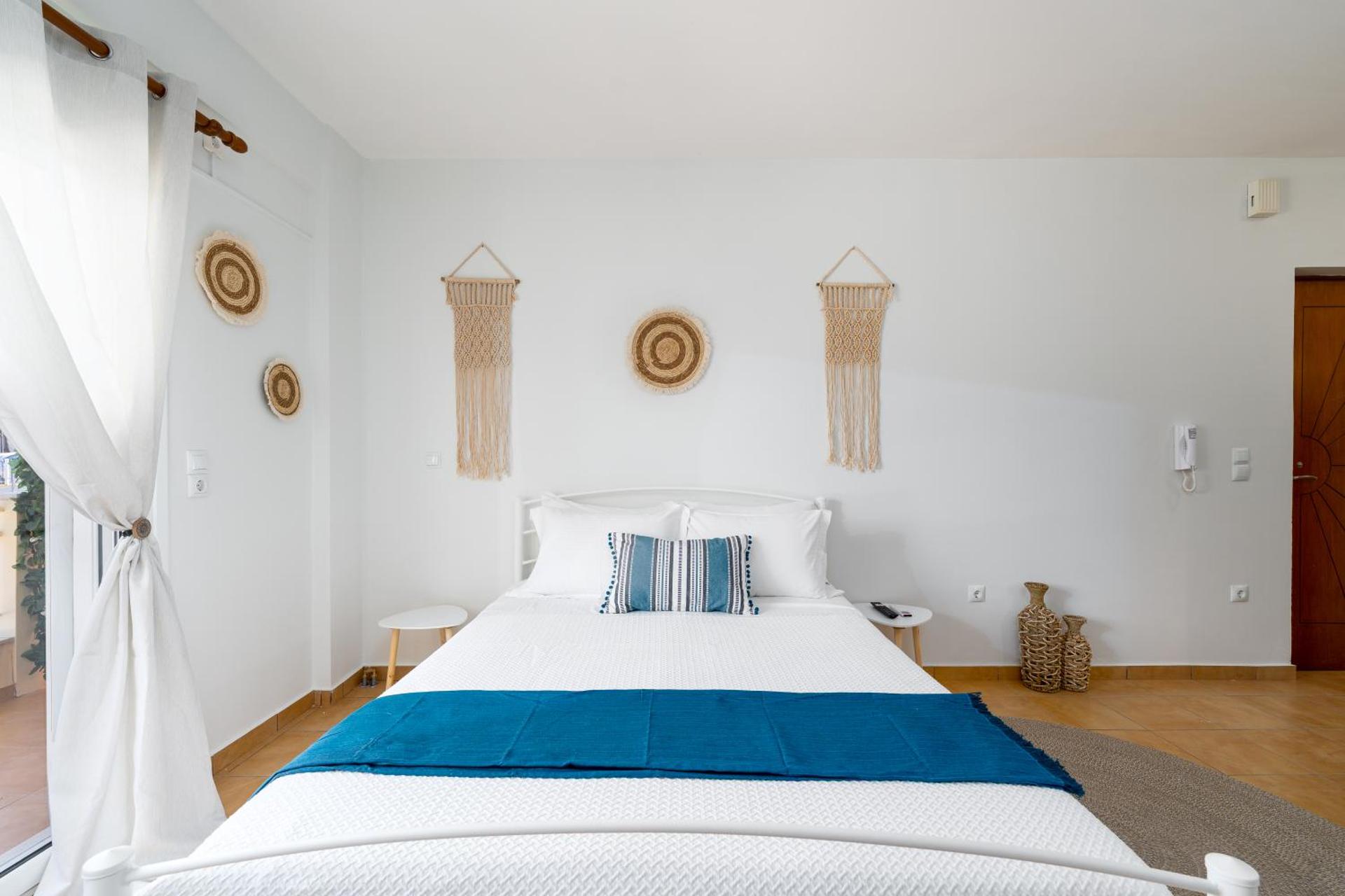 Eagle's Nest City Apartments