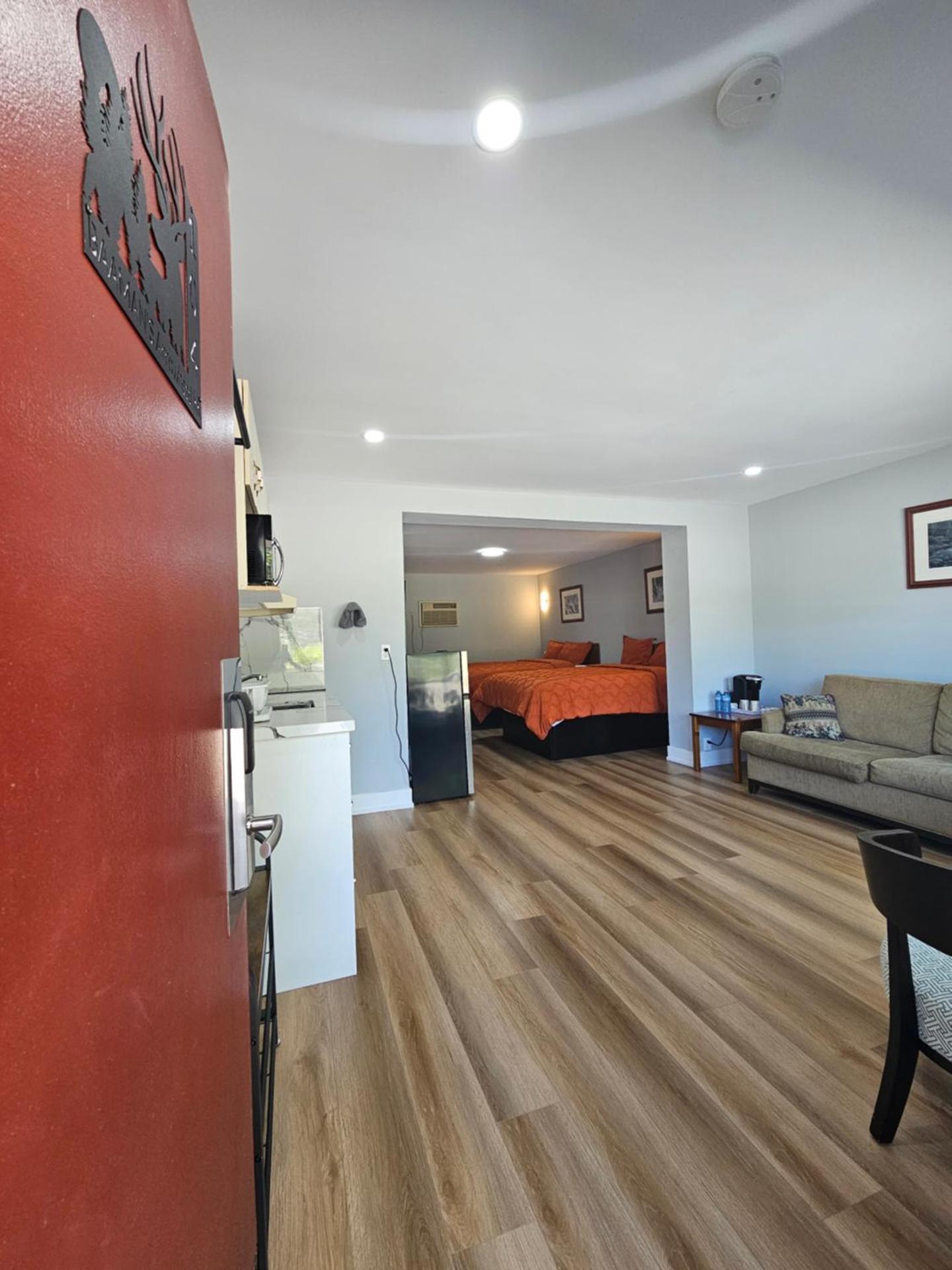 Arrowhead Inn by Baaman's