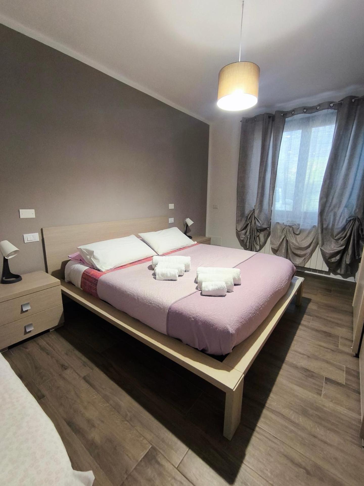 CasaDolcelago Marone Villa con Giardino Vista Lago Private Parking