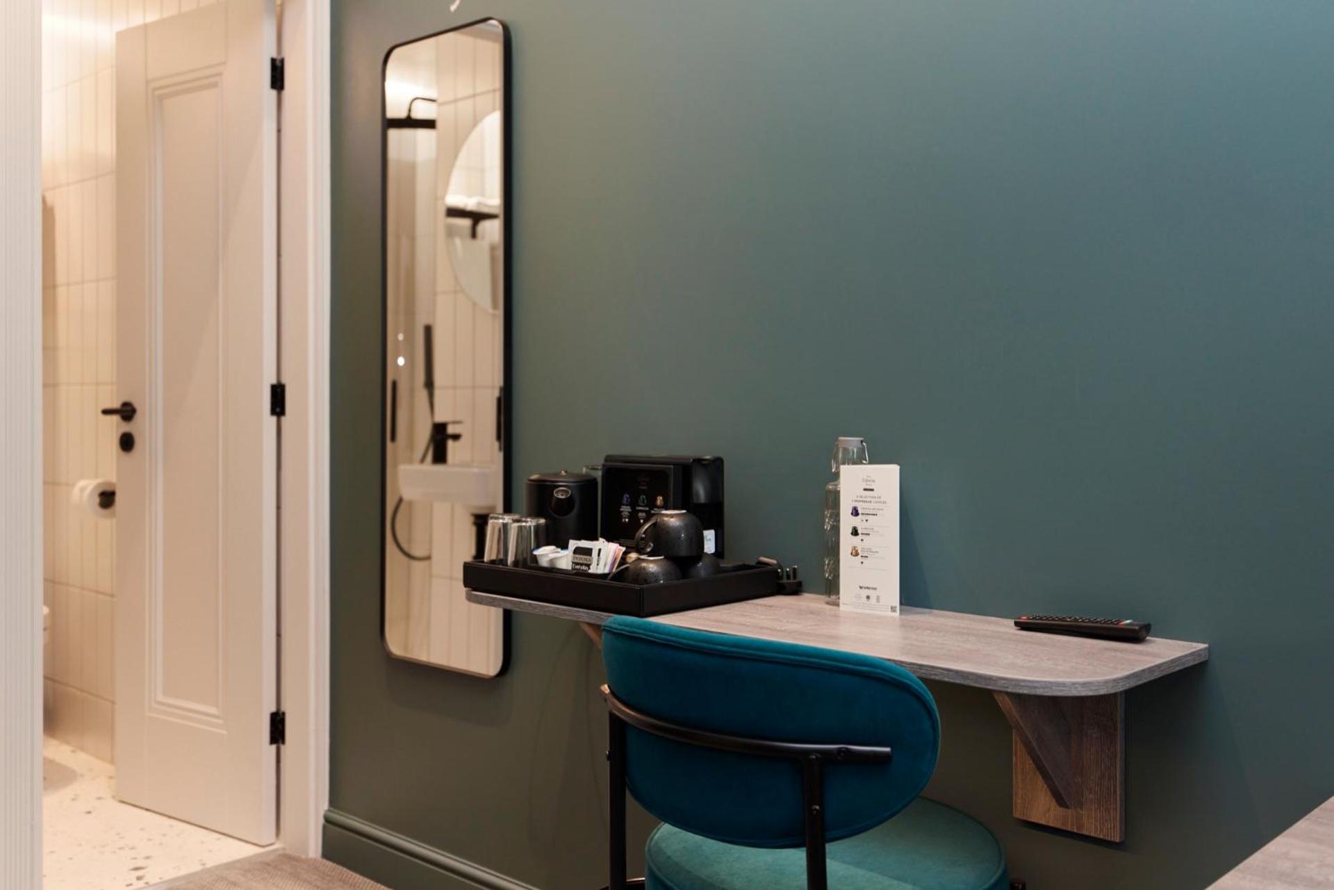 Coffee/tea facilities