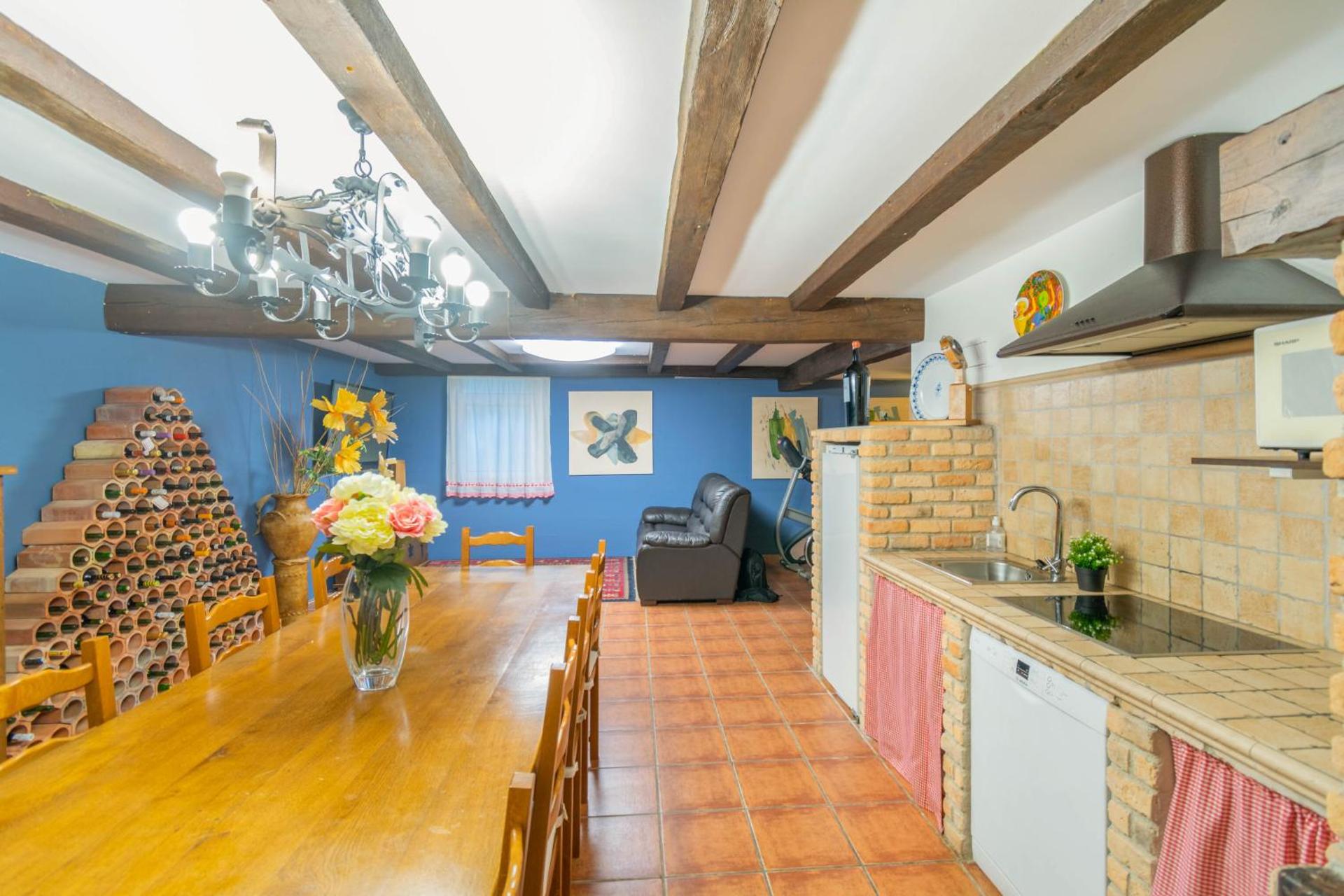 Espectacular casa con piscina próxima a Pamplona