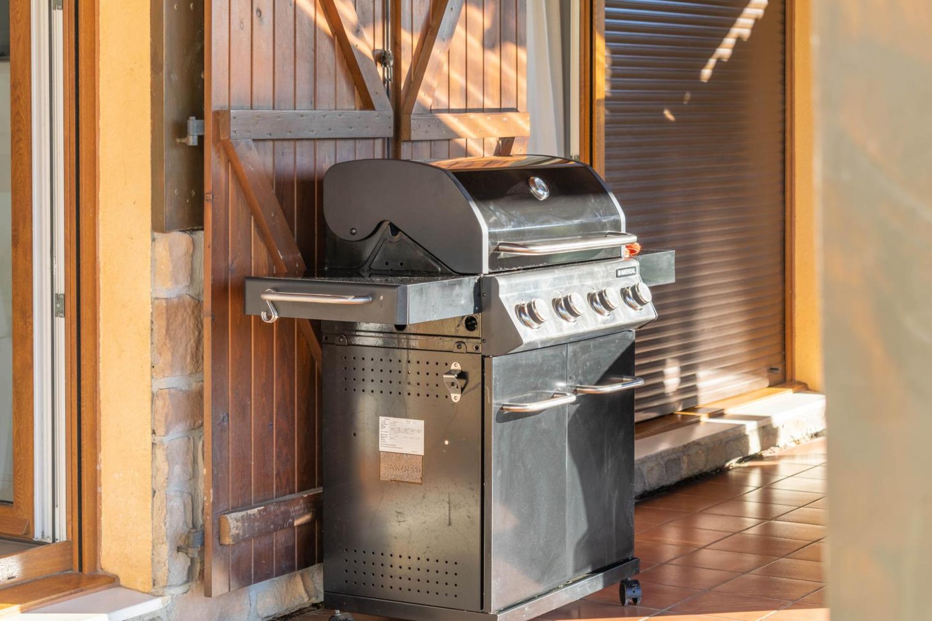 Espectacular casa con piscina próxima a Pamplona