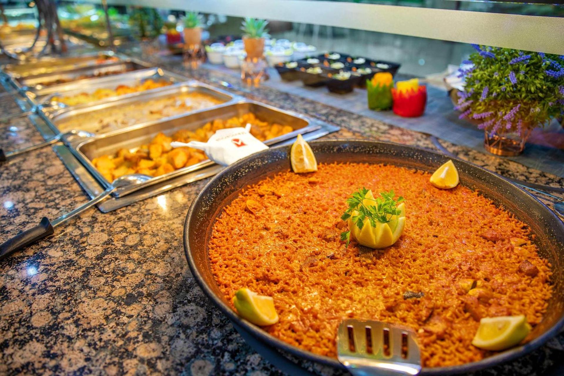 Restaurant/places to eat