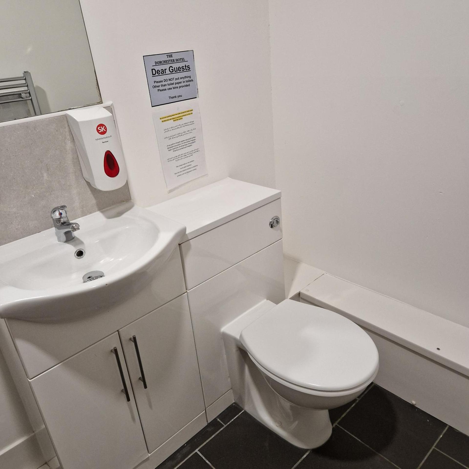 The Dorchester Hotel & serviced apartments FREE PARKING