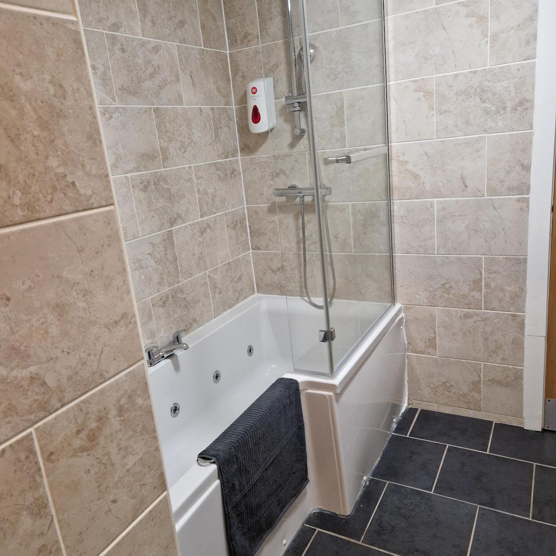 The Dorchester Hotel & serviced apartments FREE PARKING