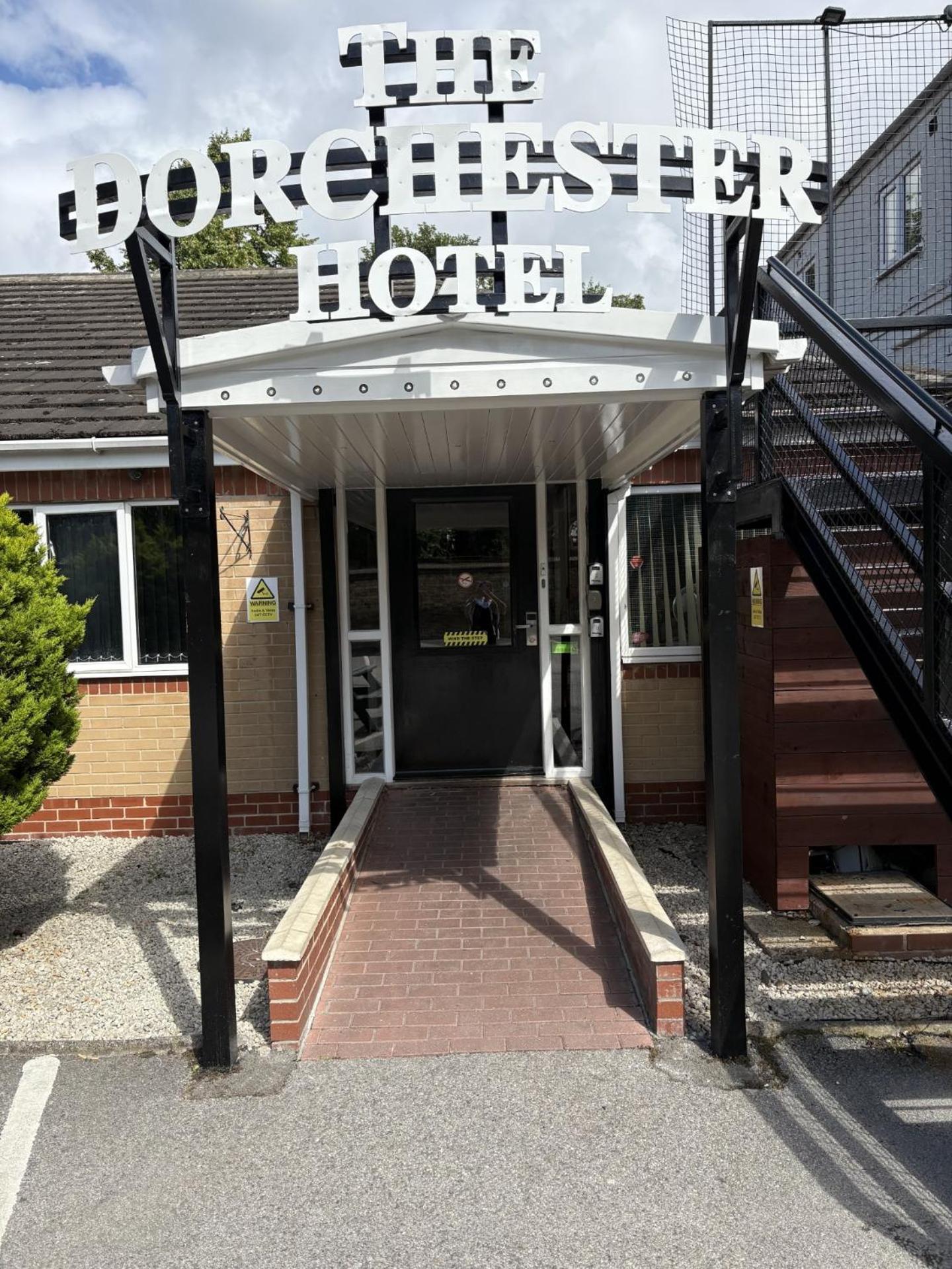 The Dorchester Hotel & serviced apartments FREE PARKING