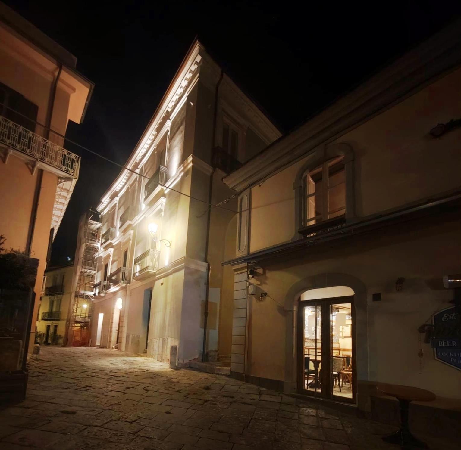 Coven Shabby Apartment, il tuo rifugio nel cuore della città