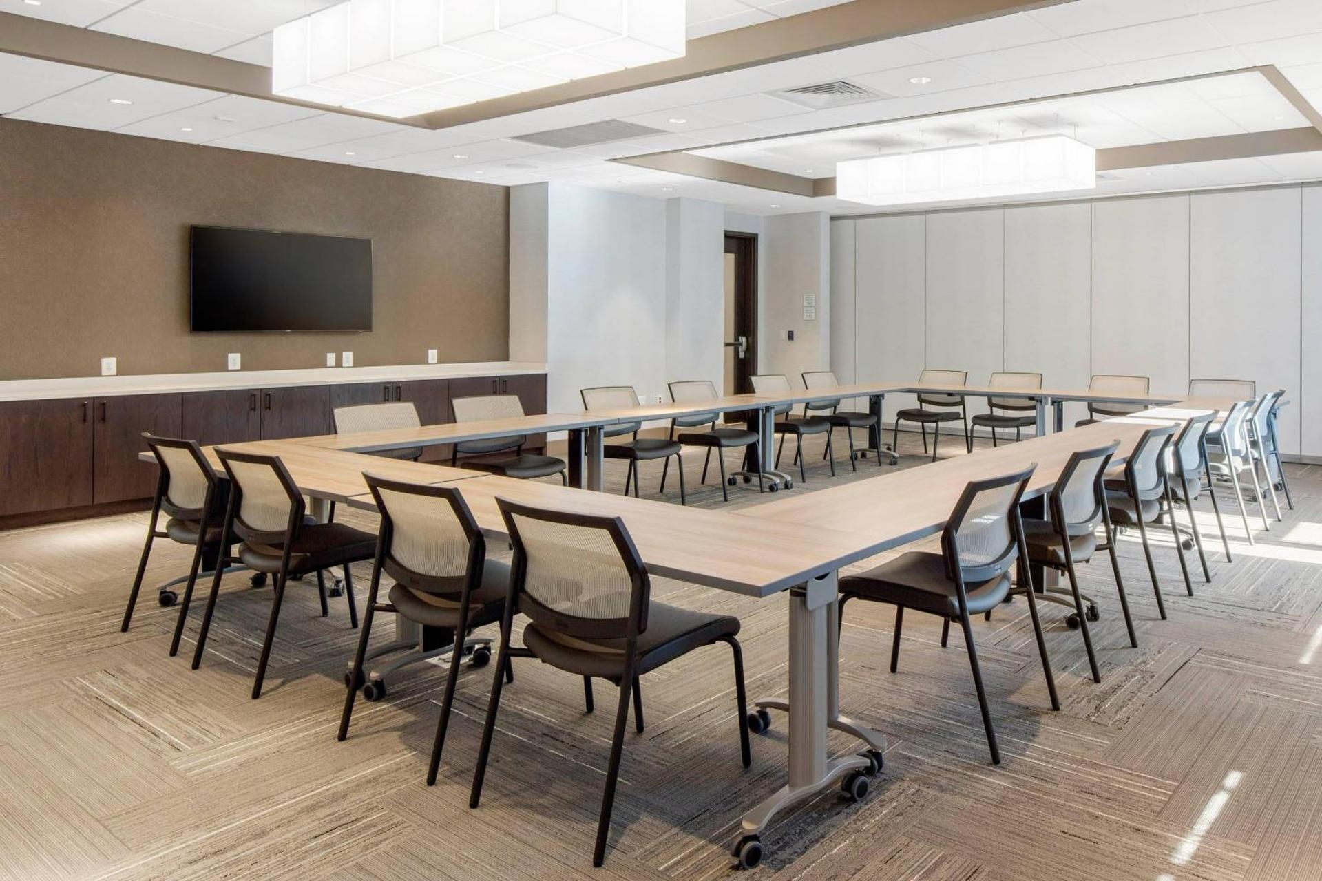 Meeting/conference room