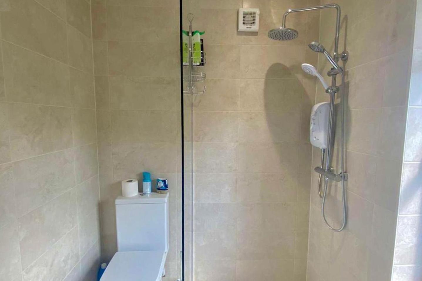 Impeccable 1-Bed Apartment in gated secure setting