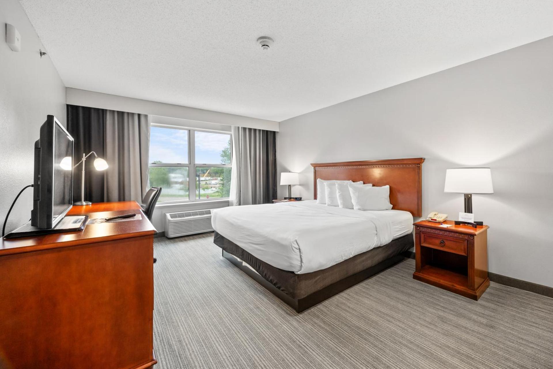 Independence Stay Hotel & Suites